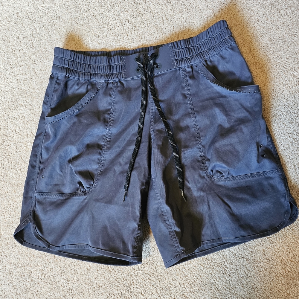 Lululemon shirts with tie waistband